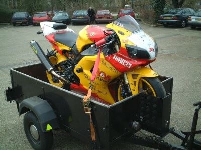 Crash Protectors - Classic Style for Yamaha YZFR1 '98- '99 Colour: Black