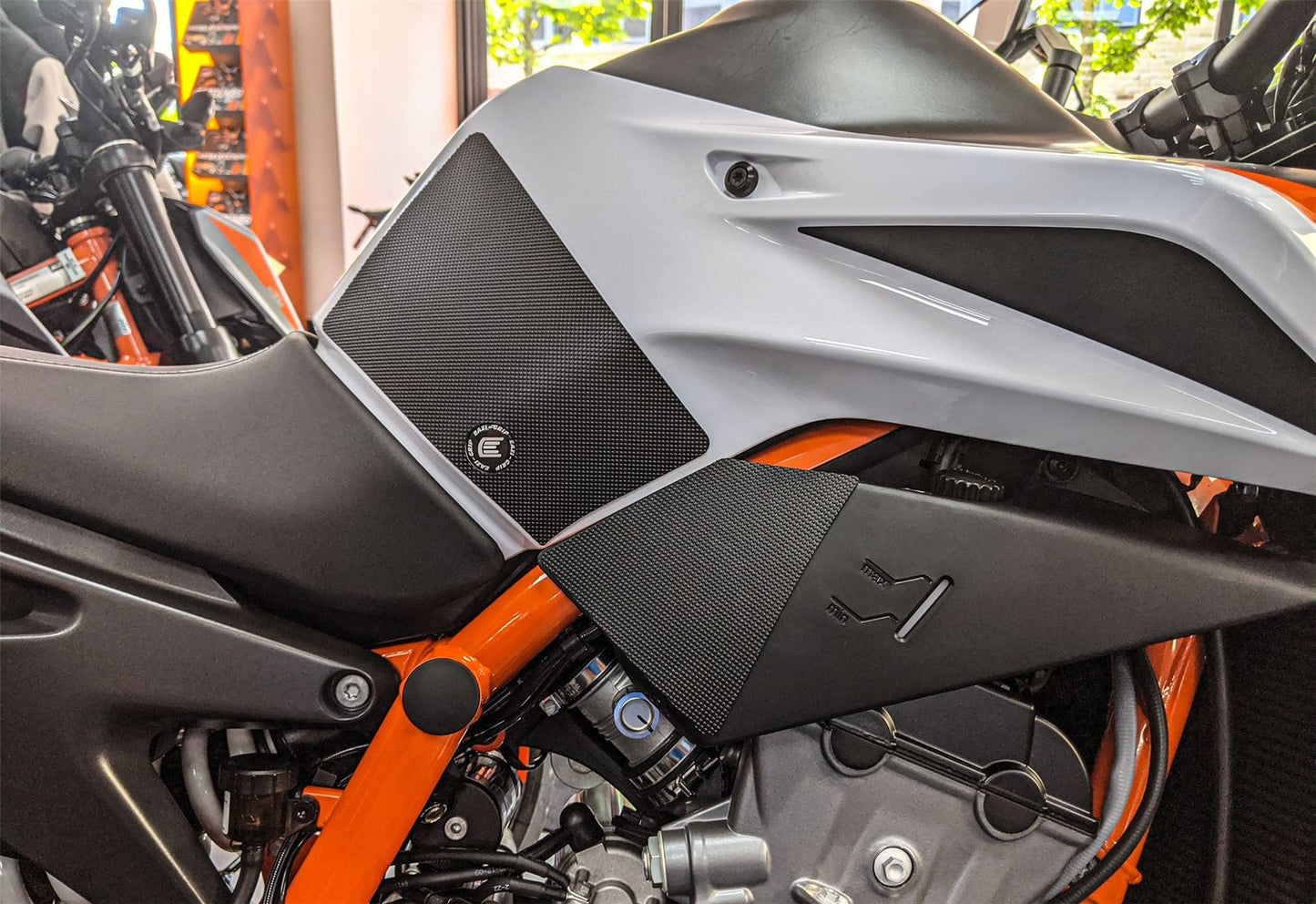 Eazi-Grip KTM 790 DUKE 2018-2025 - PRO Eazi-Grip Colour: Clear