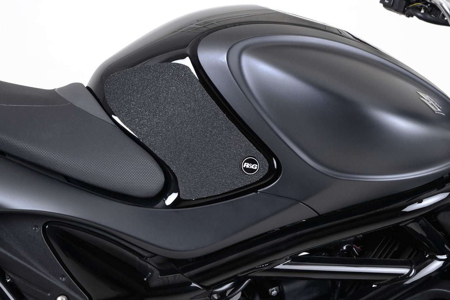 R&G Tank Traction Grips for Suzuki SFV Gladius 650 '09- Colour: Clear