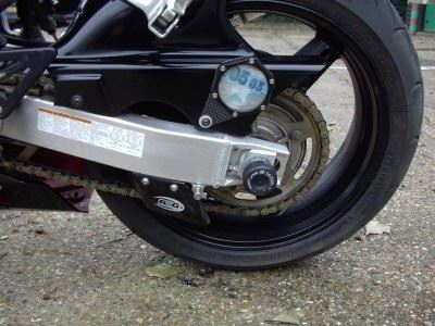 Swingarm Protectors for Suzuki GSXR600, GSXR750 and GSXR1000 (K1-K5) Colour_SP: Black