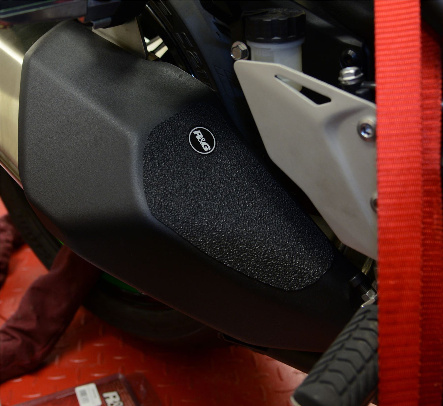 R&G Boot Guard Kit for Kawasaki Ninja H2 SX '18- '24 (3-Piece)