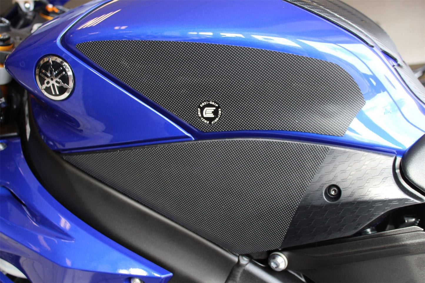 Eazi-Grip Yamaha YZF-R6 2017-2024 - PRO Eazi-Grip Colour: Clear