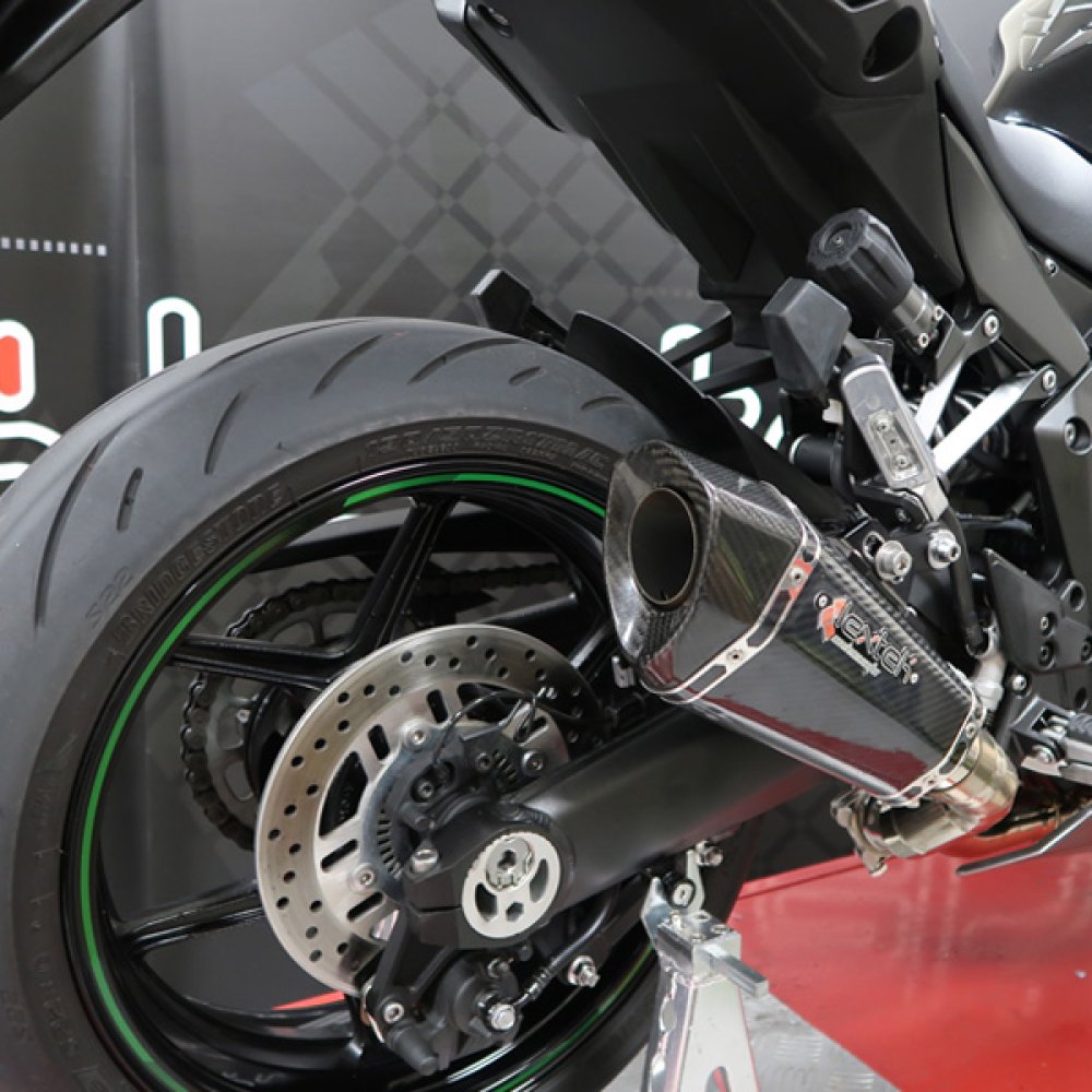 XP8C Exhaust System 2