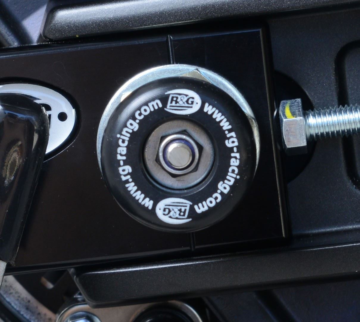 Spindle Sliders for Yamaha TMAX 530 '17 & TMAX 560 '20-
