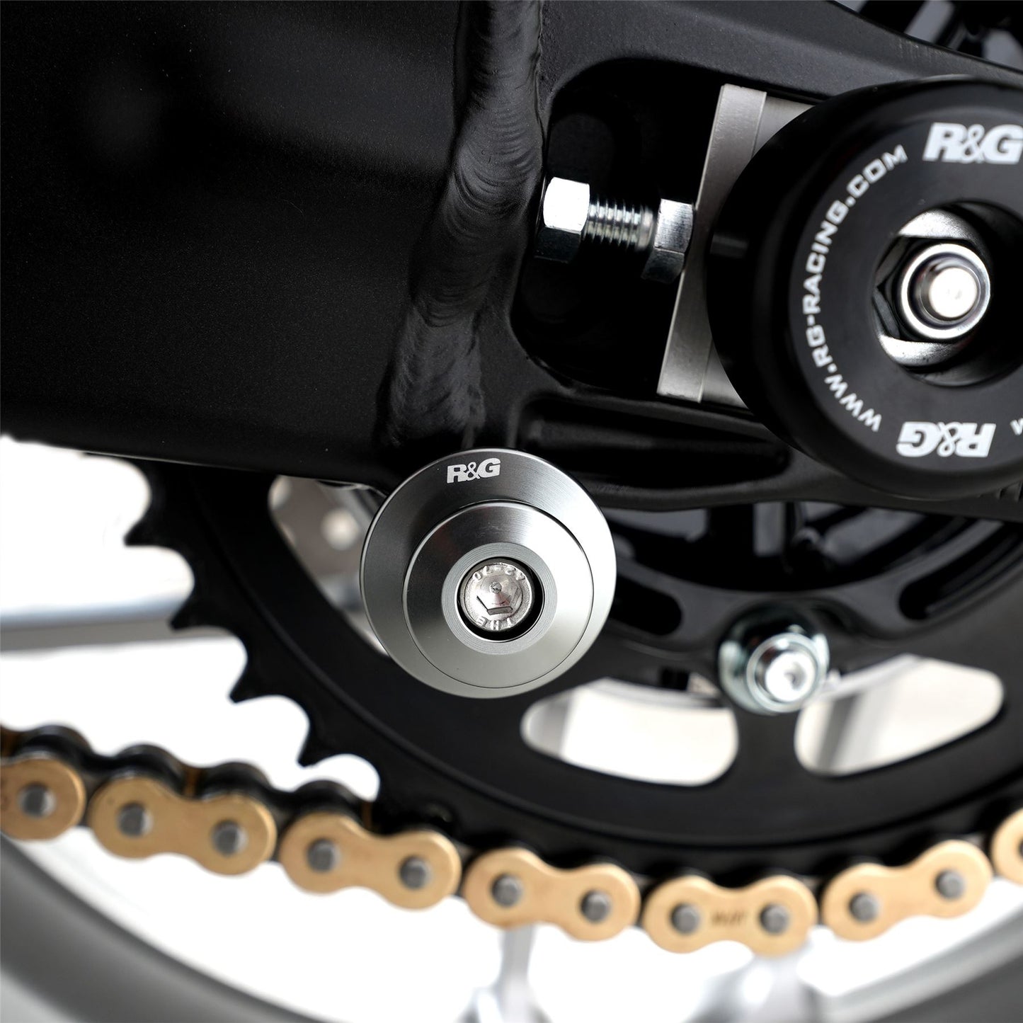 M6 Elevation Paddock Stand Bobbins Colour: Black