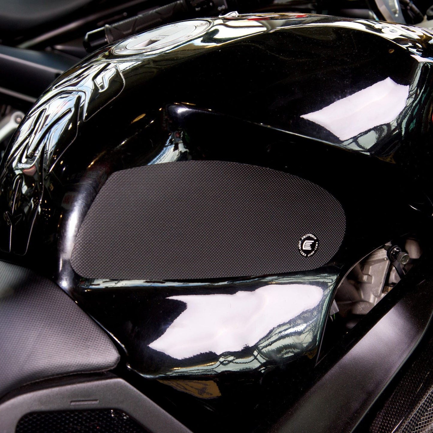 Eazi-Grip Aprilia RSV1000 '04-10 - PRO Eazi-Grip Colour: Clear