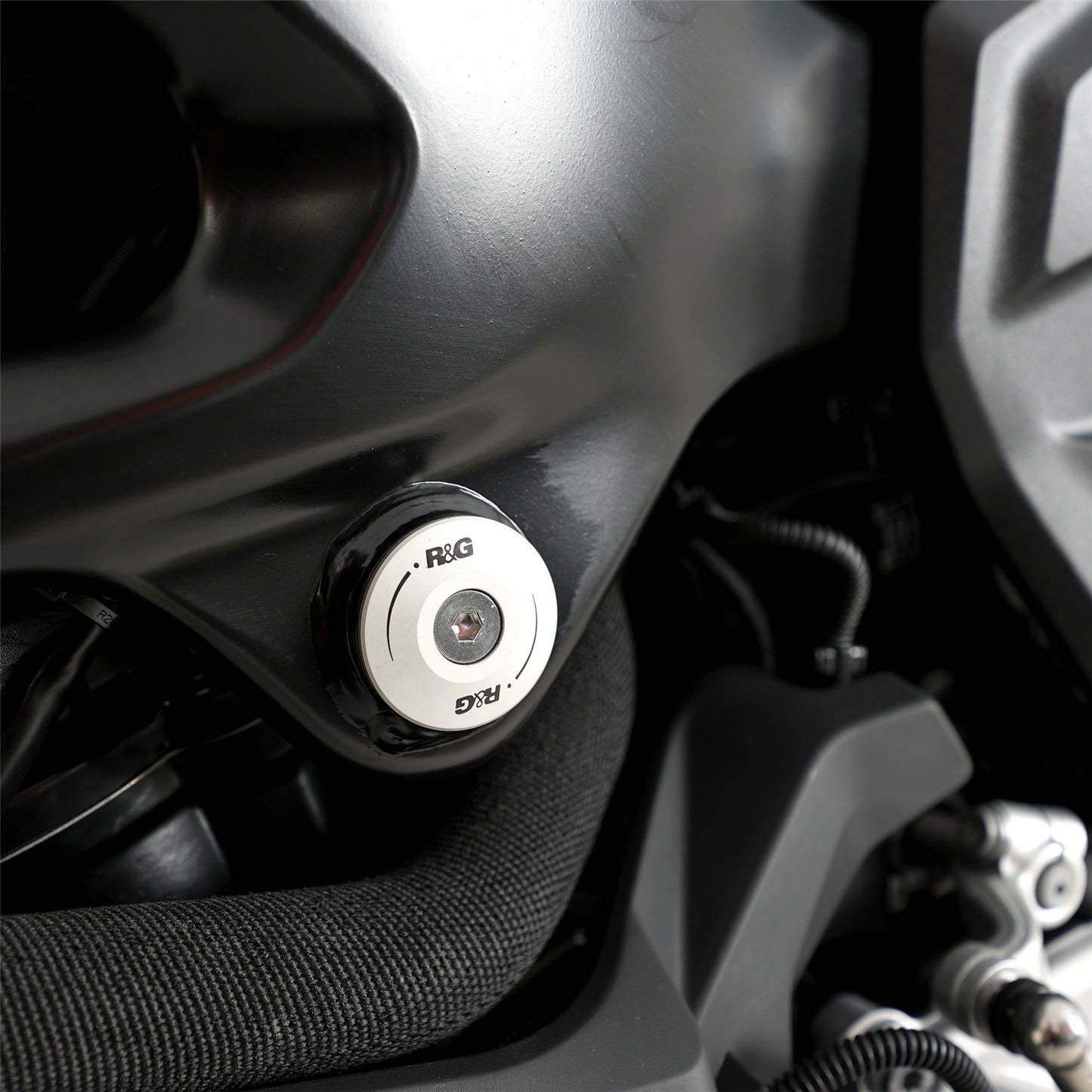 Frame Plug for BMW F850GS '22-/ F900R '20-/ F850GSA 19-, F900GS '24- (LHS)
