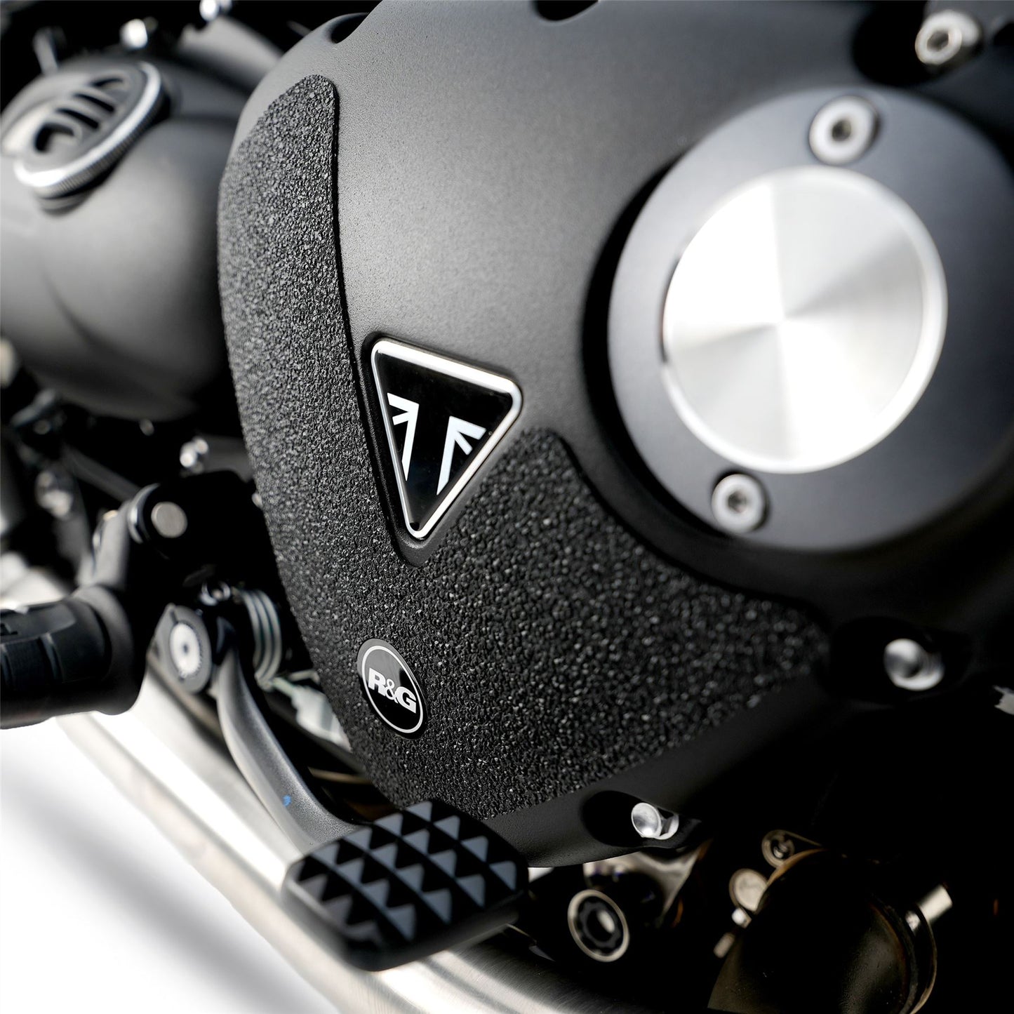 R&G Boot Guard Kit for Triumph Bonneville Bobber '17- & Street Cup '17-