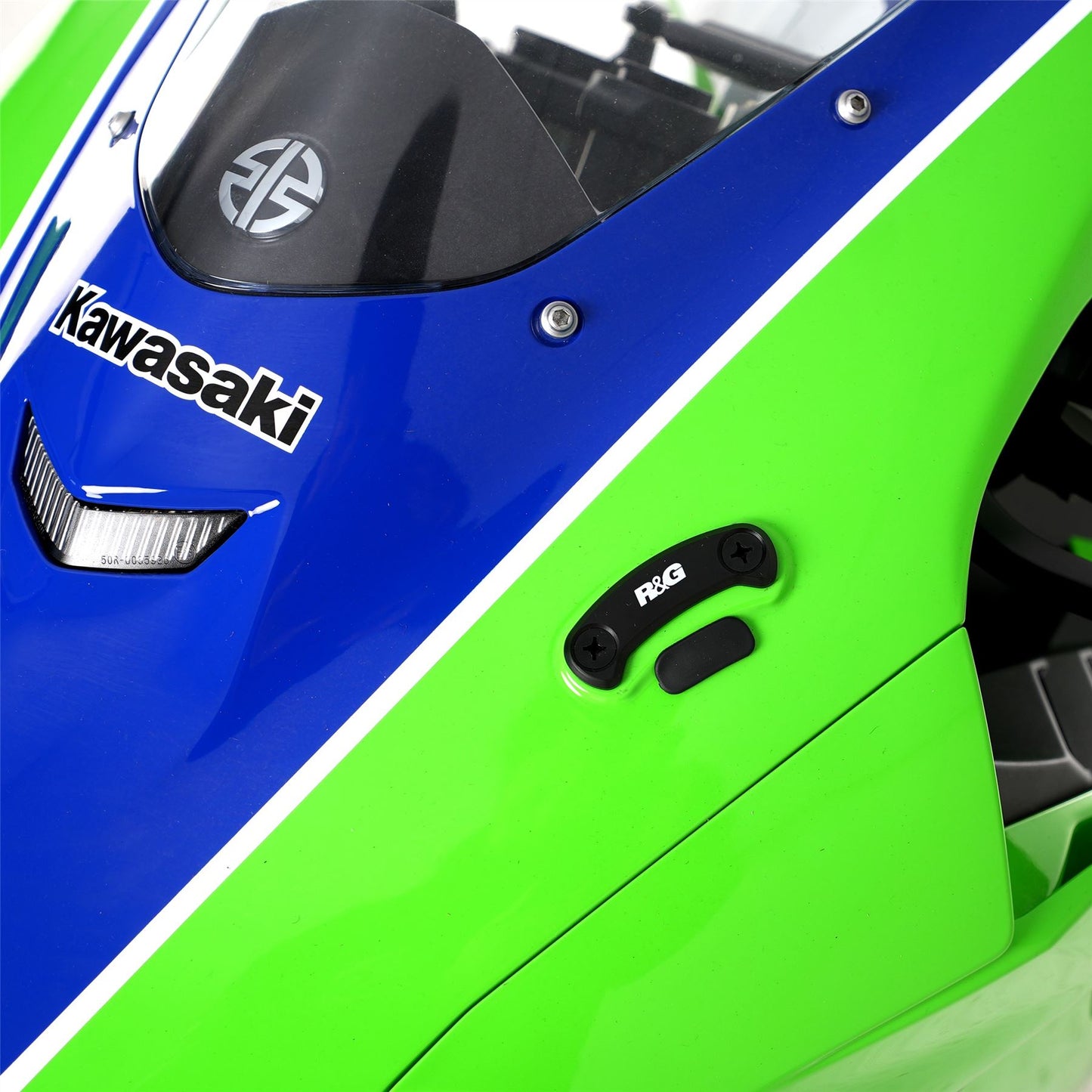 Mirror Blanking Plates for Kawasaki ZX10-R '16- & ZX-10RR '21-