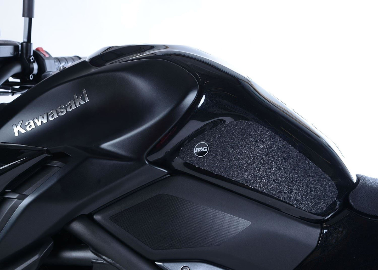 R&G Tank Traction Grip for Kawasaki Z900 '17-  & Kawasaki ZH2 '20- '24  Colour: Clear