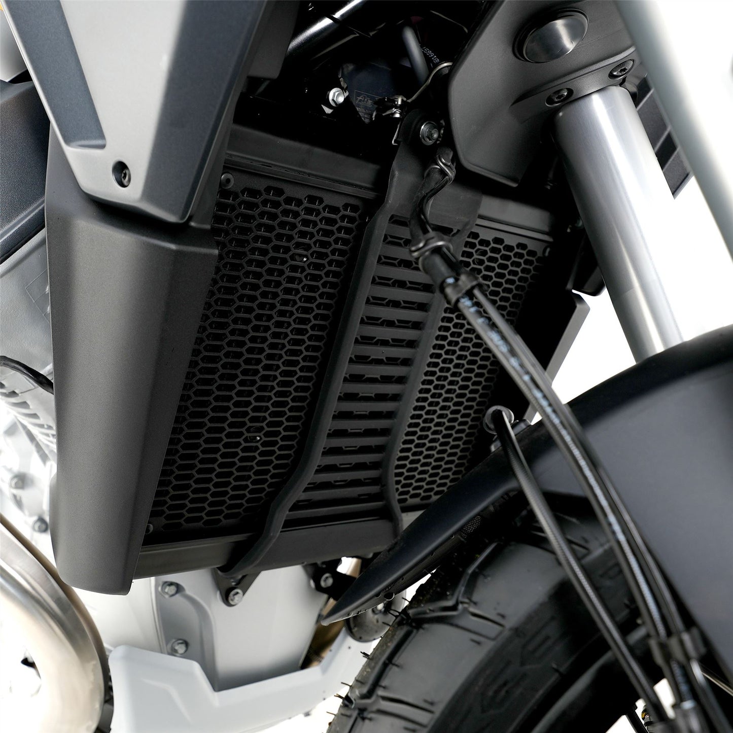 PRO Radiator Guard For Moto Guzzi Stelvio '24-