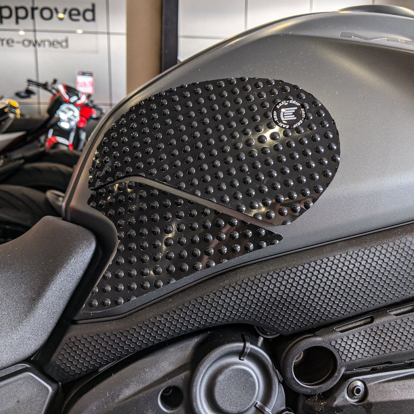 Eazi-Grip Ducati Monster 2021-2025 - EVO Eazi-Grip Colour: Clear