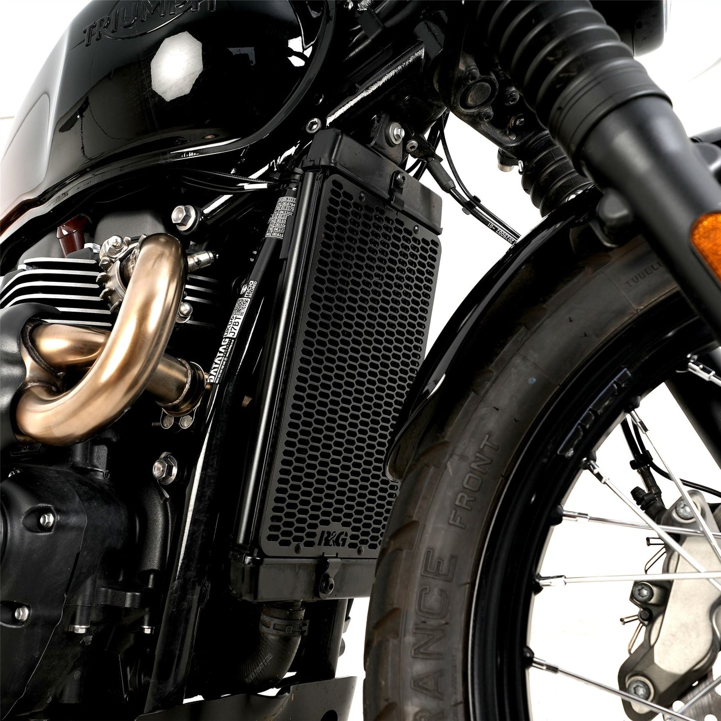 PRO Radiator Guard for Triumph Thruxton 1200, Thruxton 1200R, Street Cup '17-, Bonneville T120 '16-, Bonneville T100 '17-, Street Twin '16-, Speed Twin 1200 '19-'21, Scrambler 900 ’23- & Speed Twin 900 '22- '24