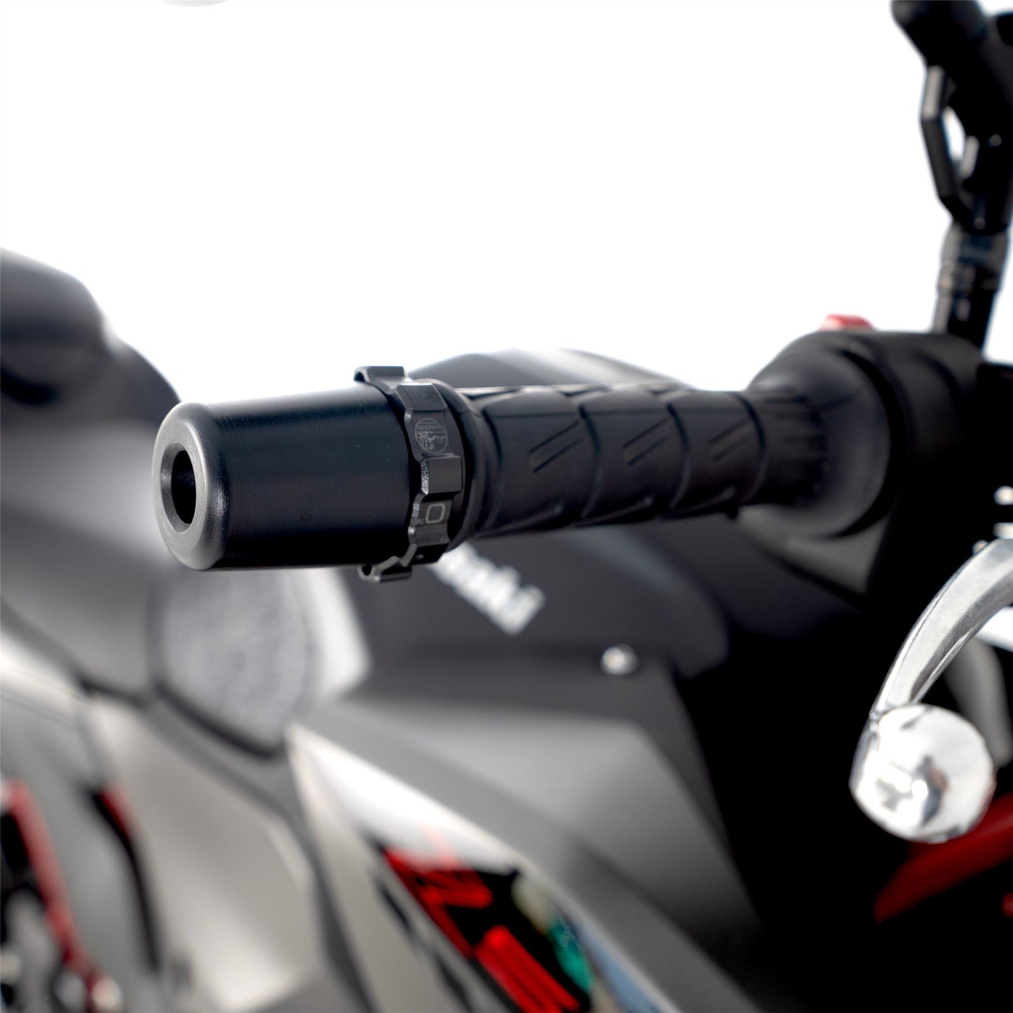 Kaoko Throttle Stabilizer for Kawasaki ZX-12, ZX-14,  F1400 GTR ('13-), Versys 1100 (’25-),GTR 1400 Concours, 650 R, ER-6N/F('15-), VERSYS, KLE 650, ER-5F, ZZR1400, KLR650 (08-15), ZX-14 (11-), GTR1400 ('11-'15)Kawasaki Z500 (Ninja) '24- with heated