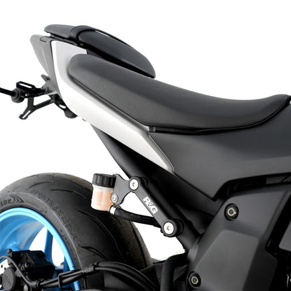 Rear Foot Rest Blanking Plate Kit for Yamaha MT-07 (FZ-07) models '14- Colour: Black (BK)