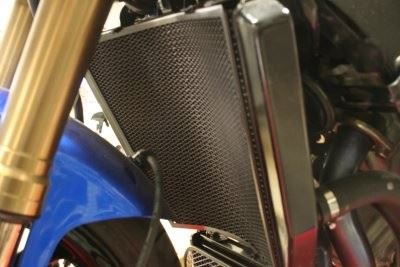 Radiator Guard for Suzuki GSXR1000 '09-'17 Colour: Black
