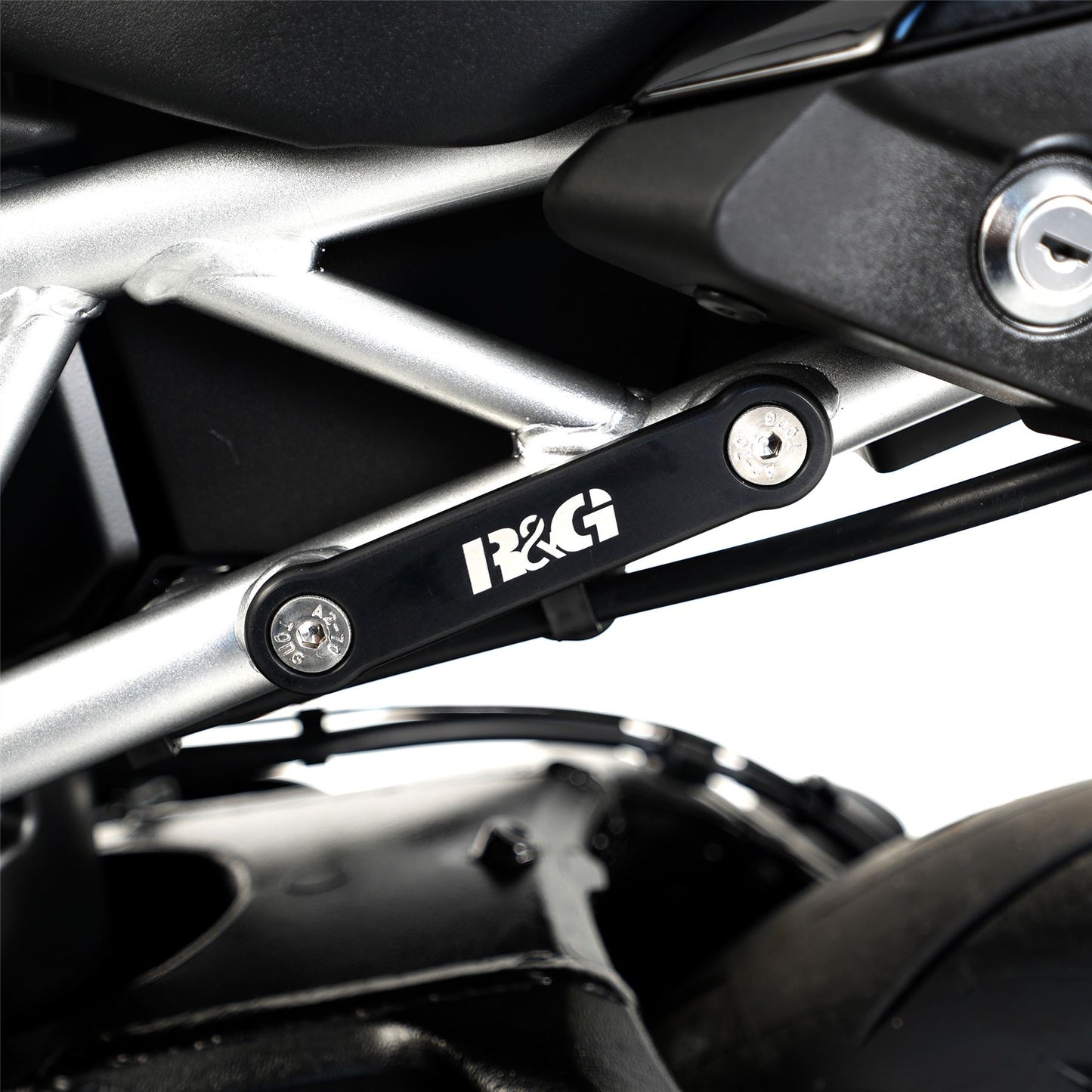 Rear Foot Rest Blanking Plates for Kawasaki ZX-25R '20- & Suzuki GSX-S1000 GT '22-, Suzuki GSX-S 10000 GX '24- (Pair)