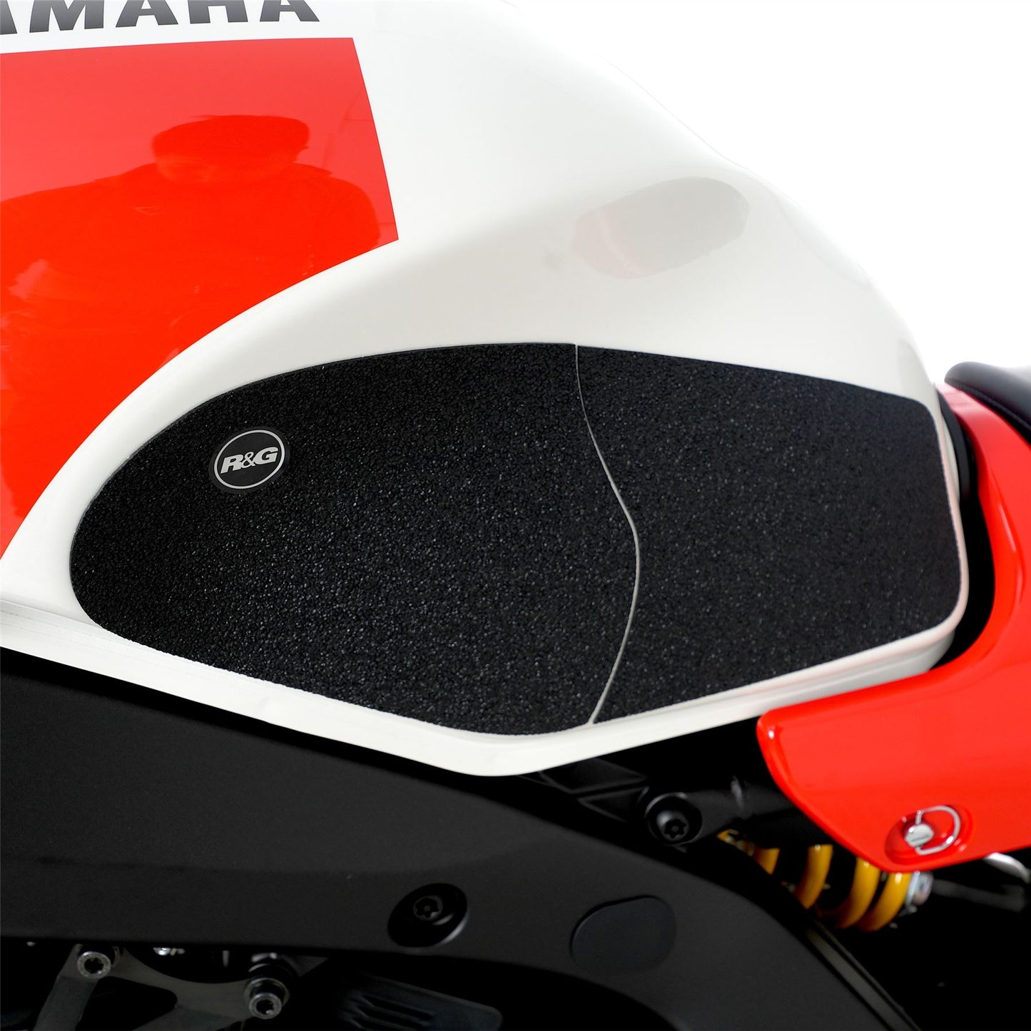 R&G Tank Traction Grips for Yamaha XSR900 GP '24- Colour: Black