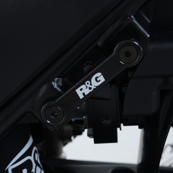 Rear Foot Rest Blanking Plate for Suzuki SV650 '16- & SV650X '18-