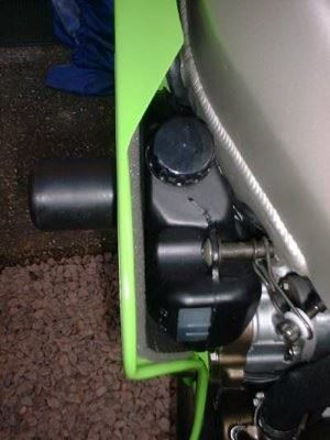 Crash Protectors - Classic Style for Kawasaki ZX6R G1/G2/J1/J2/636A 2002 Colour: Black