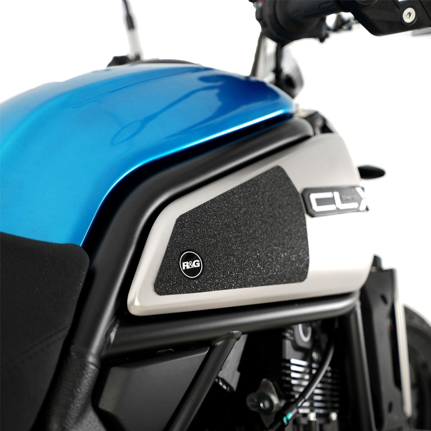 R&G Tank Traction Grips for CFMoto 700CL-X Heritage '21-, Sport '22- & Adventure '23- Colour: Black