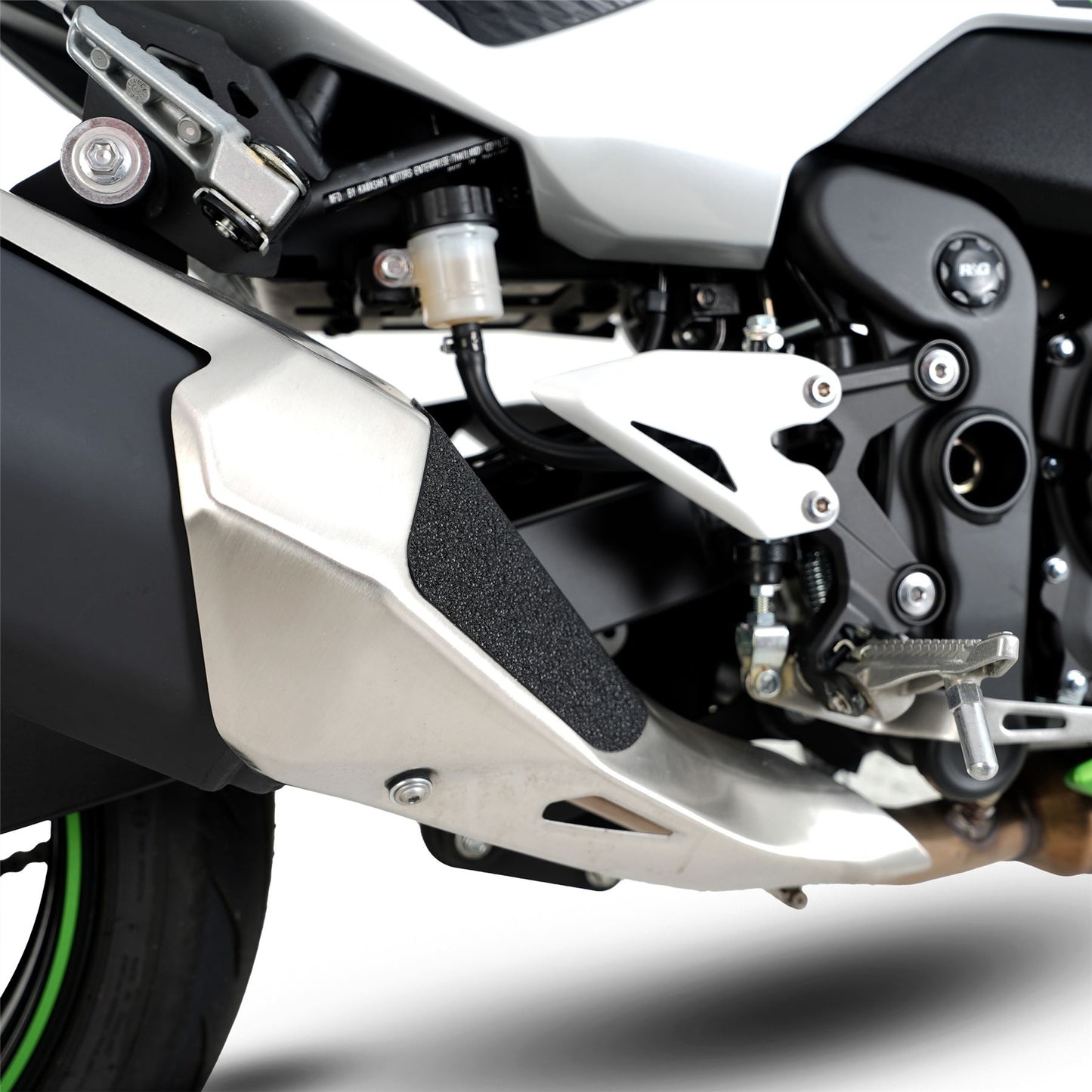 R&G Boot Guard Kit for Kawasaki  Ninja 7 Hybrid HEV / Z 7 Hybrid HEV  '24-, Ninja 250/400 '18-& Z400/ Z250 '19-, Z500 (Ninja) '24-