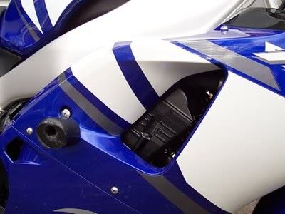 Crash Protectors - Classic Style for Yamaha YZFR1 '00- '01 Colour: White