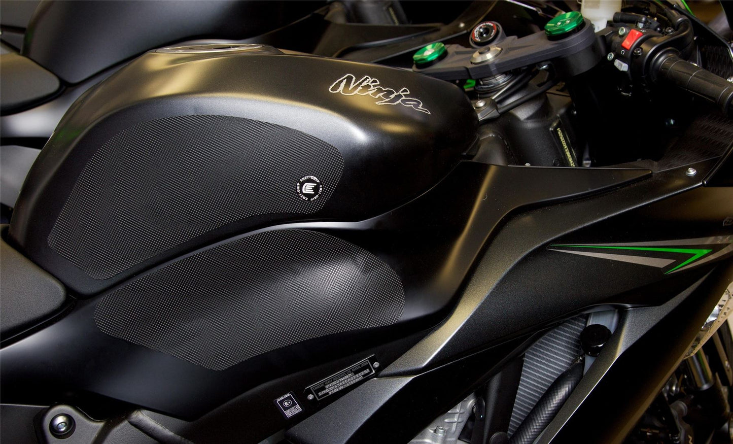 Eazi-Grip Kawasaki ZX6R(636) 2013-2016 - PRO Eazi-Grip Colour: Black
