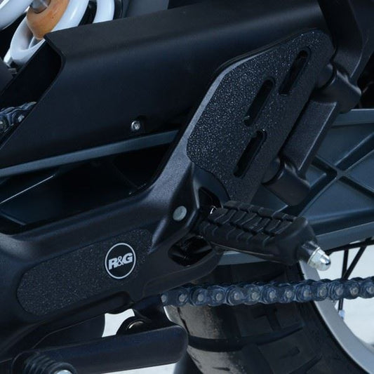 R&G Boot Guard Kit for the Husqvarna Svartpilen 401 '18- '23 & Svartpilen 125 '21- models