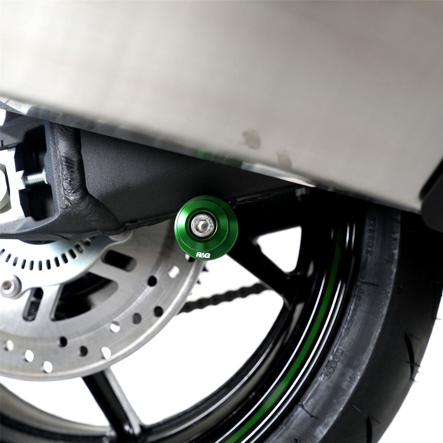 M8 Paddock Stand Bobbins for Kawasaki Ninja 1000SX '20- '24,1100SX '25-, Z900RS '21- '24, Z650RS '21- '24 & BMW S1000R '21- / Sport/  M Sport '21- '24, M1000RR '21- '24 & M1000R '23-'24 Colour: Black