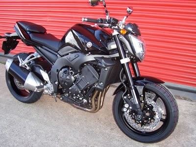 Crash Protectors - Classic Style for Yamaha FZ-1 / Fazer 1000 '06- Colour: White