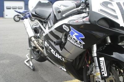 Crash Protectors - Classic Style for Suzuki GSXR1000 K1-K2 Colour: Black
