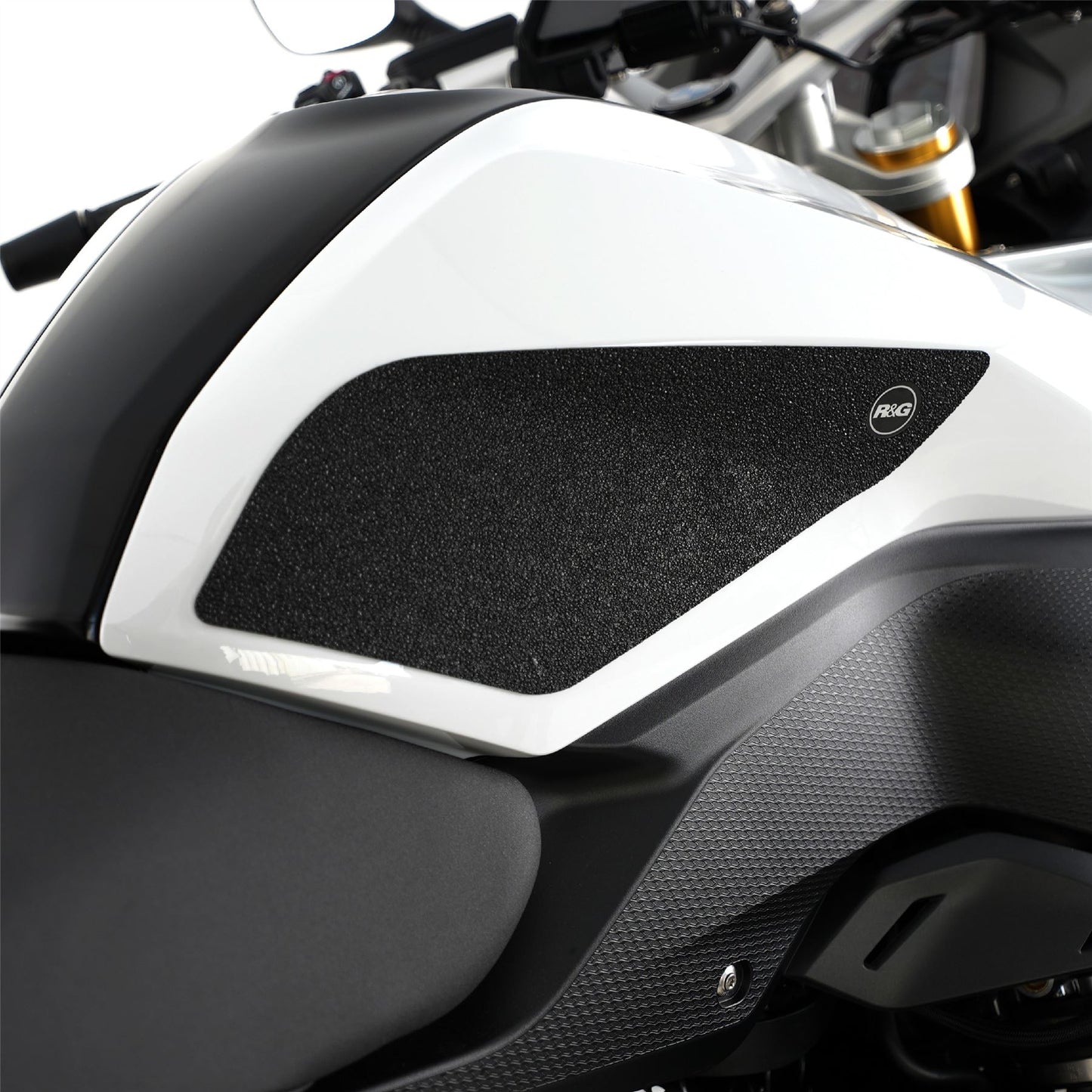 R&G Tank Traction Grips for BMW  R1250 RS '19-,R1250RS SE '24- Colour: Black