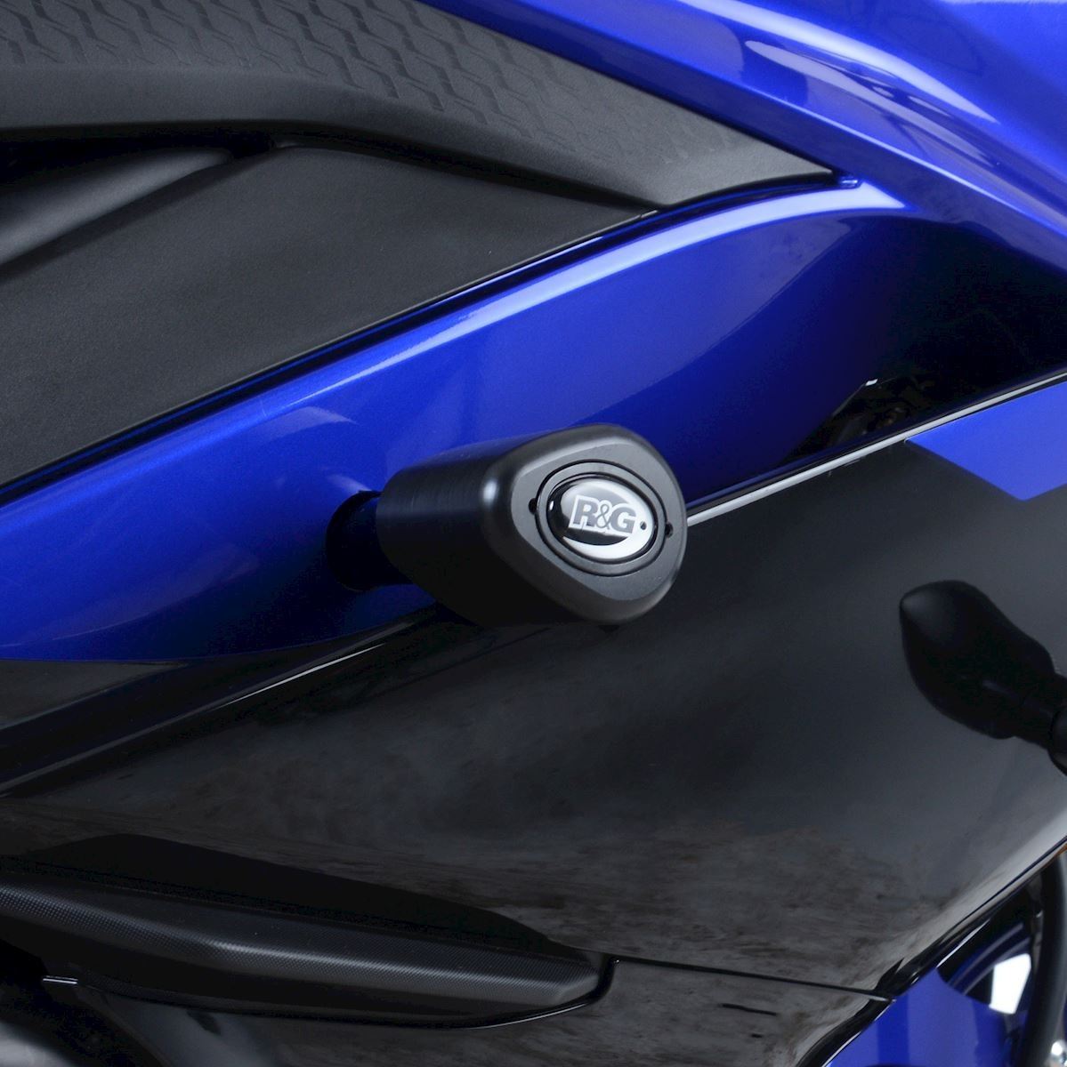 Crash Protectors - Aero Style for Yamaha YZF-R25 '19- & YZF-R3 '19- Colour: White