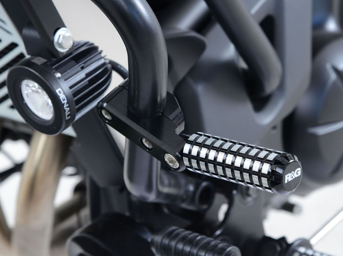 Universal Highway Pegs for 1\(25.4mm) / 7/8\" (22mm) Bars"