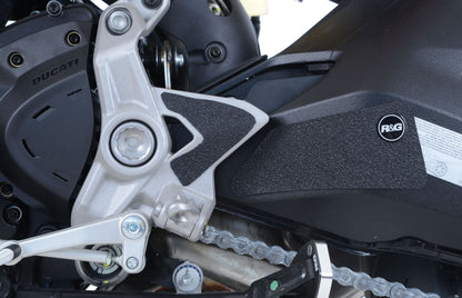 R&G Boot Guard Kit for Ducati Supersport (S) '17-'20 & Supersport 950 S '21- models