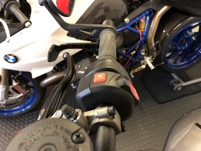 R&G Brake Lever Guard for Suzuki GSX-S750 '17- '24, Triumph Street Triple   R/RS 765 '17-/ Street Triple S 765 '17- '20-, Yamaha YZF-R6 '17- , Aprilia Tuono 660 '21- '24, Dax 125 '22- &  Honda MSX125 '13-   Colour: Blue