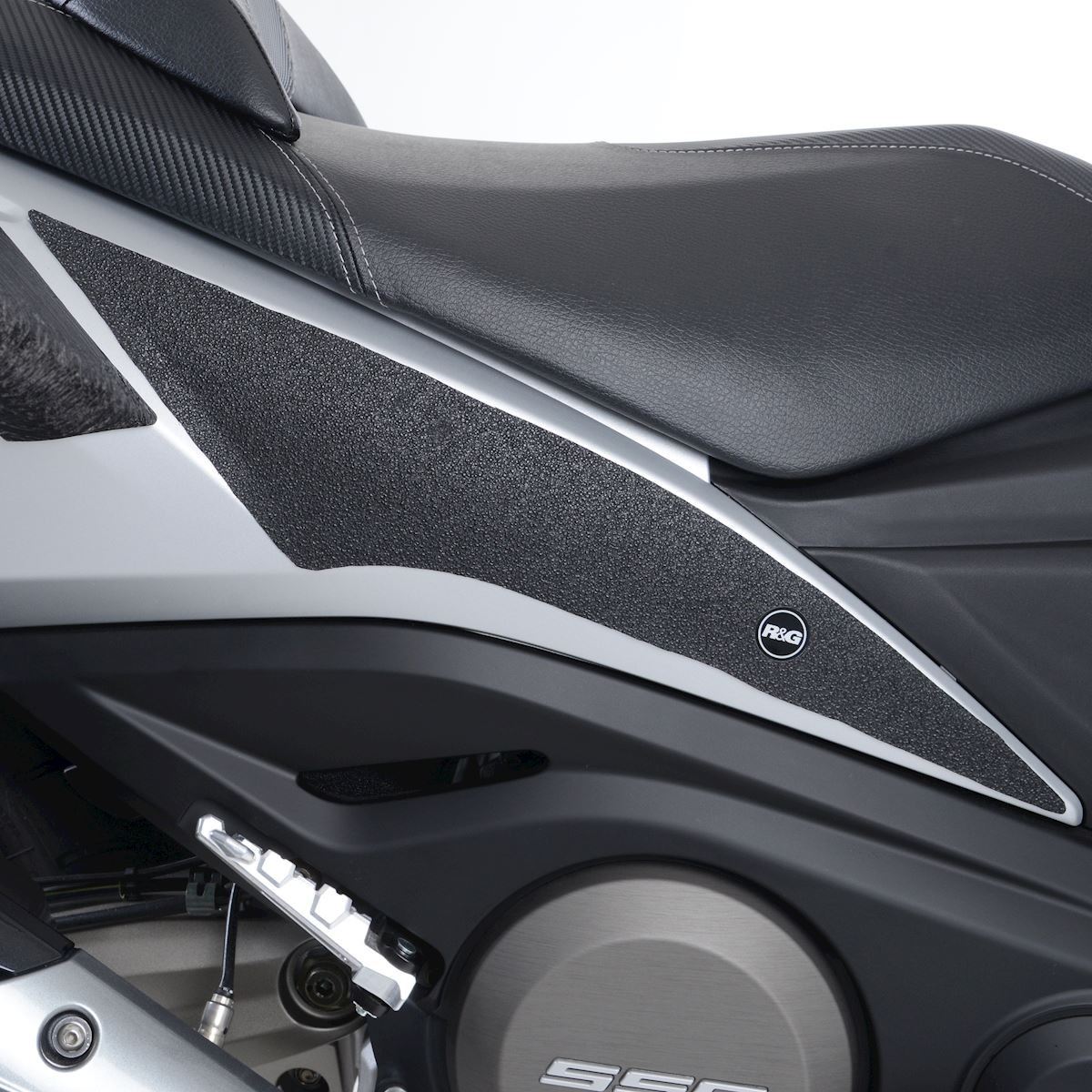 R&G Tank Traction Grips for Kymco AK 550 '18- Colour: Clear