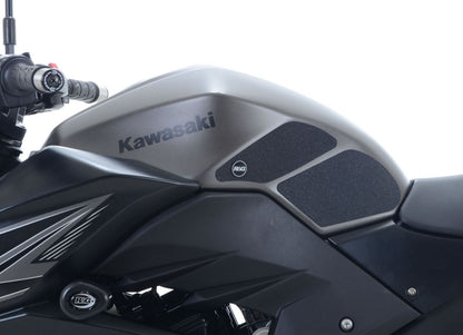 R&G Tank Traction Grip Kit For The Kawasaki Ninja 250 ('13-'17), Ninja 300 '13- and Kawasaki Z300 & Z250 '13-'18 models Colour: Clear