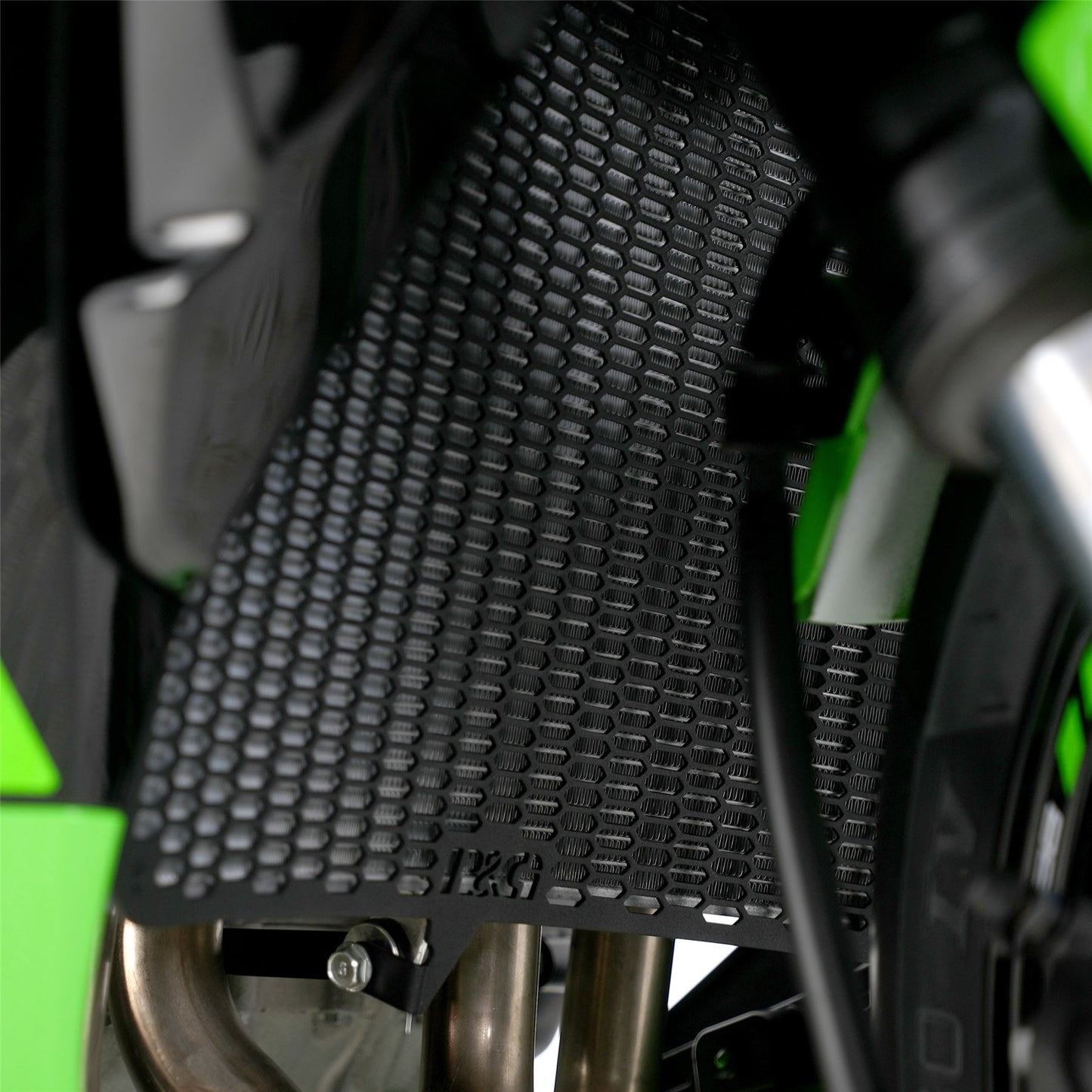 PRO Radiator Guard for Kawasaki ZX-6R '19-'24 & ZX636  '13- '18