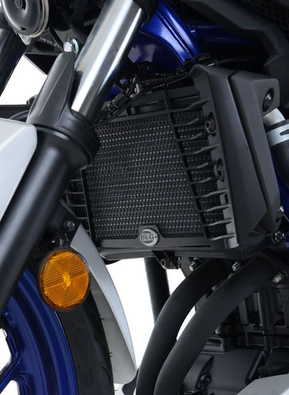 Radiator Guards for Yamaha YZF-R25 '14-, YZF-R3 '15-, MT-25 & Yamaha MT-03 '16-  Colour: Black