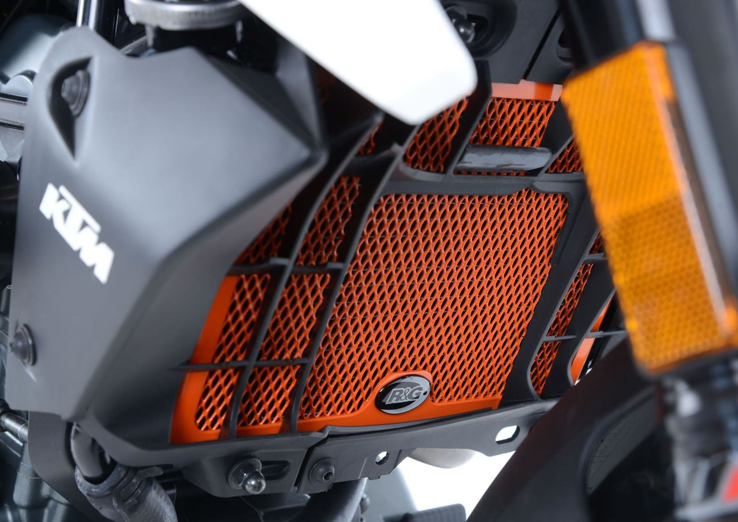 Radiator Guards for KTM 125 Duke '11-'23 & 200 Duke '12- Colour:: Black