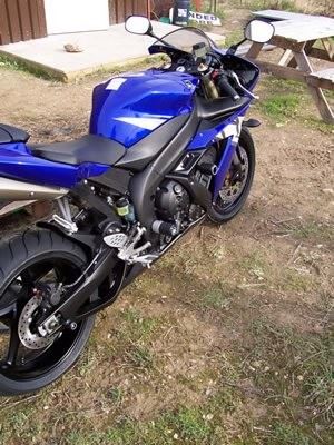 Crash Protectors - Classic Style for Yamaha YZFR1 '04- '06 Colour: White