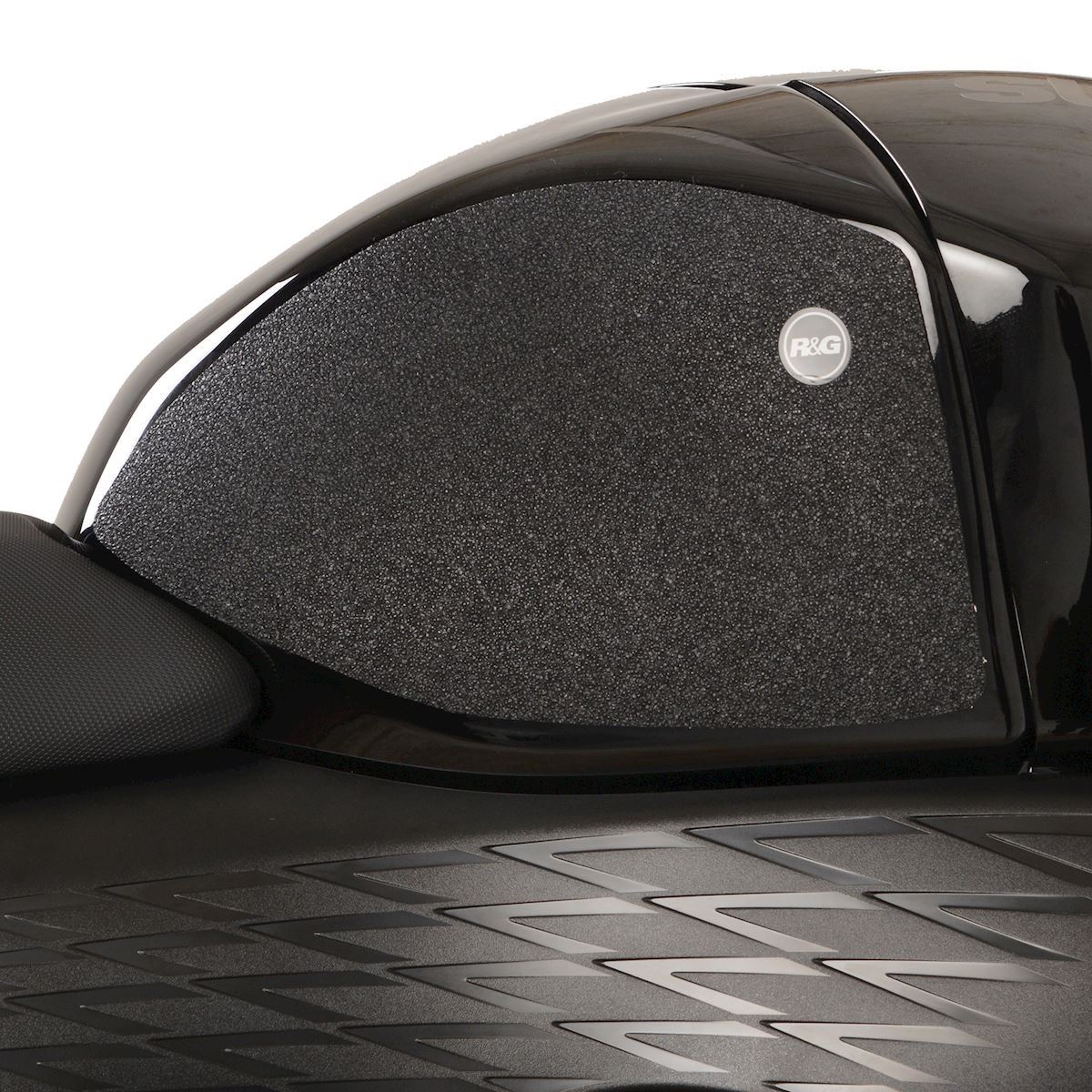 R&G Tank Traction Grips for the Suzuki Hayabusa '21-  Colour: Clear