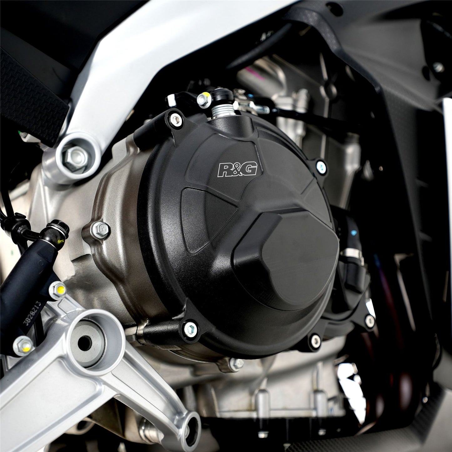 PRO Engine Case Covers for Aprilia RS660 '21- '24, Tuono 660 '21- '24 & Tuareg 660 ’22-’24 (2-Piece)