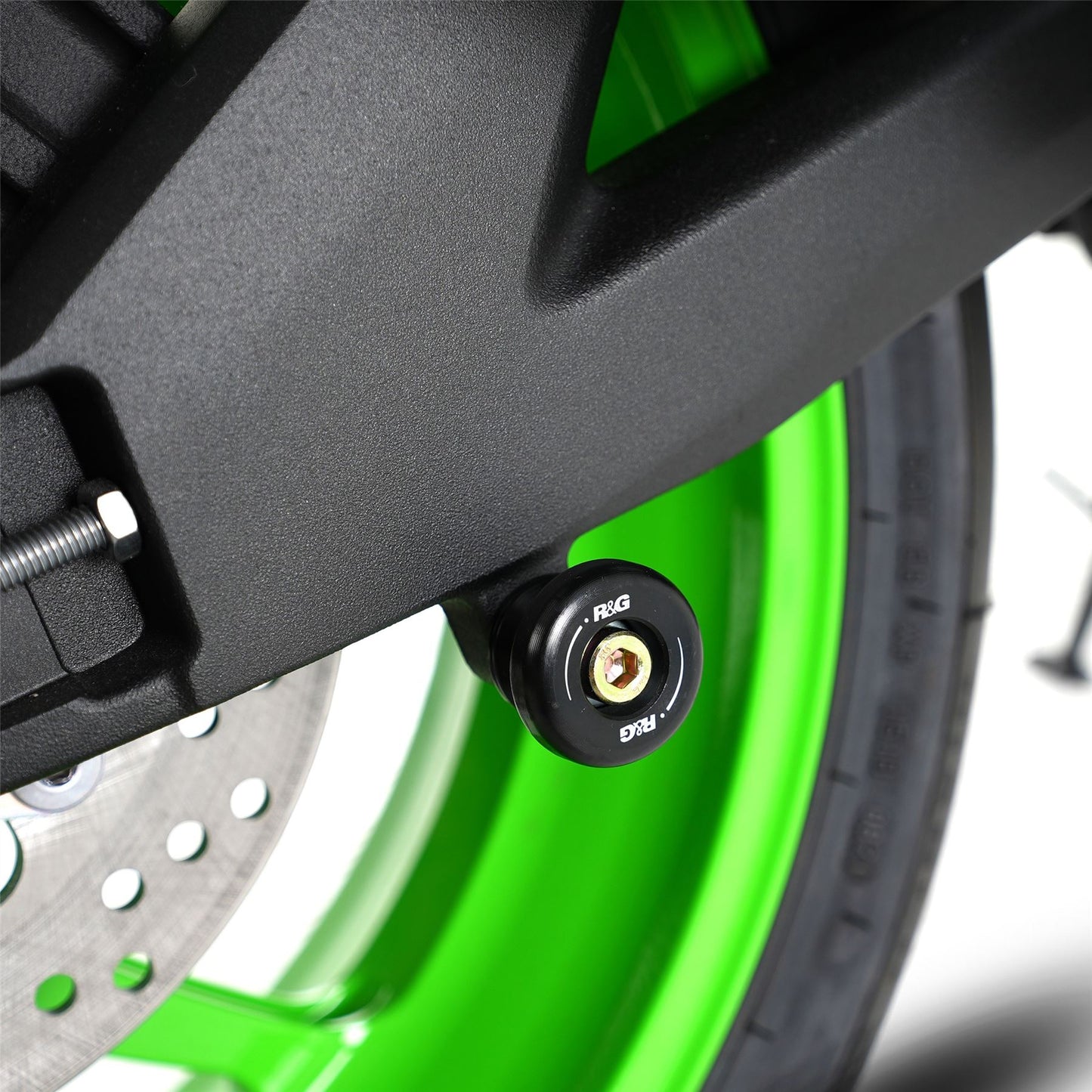 Cotton Reels for Kawasaki ZX10R '16-, ZX-10RR '21-, Suzuki SV650 '16- & SV650X '18- Colour: White