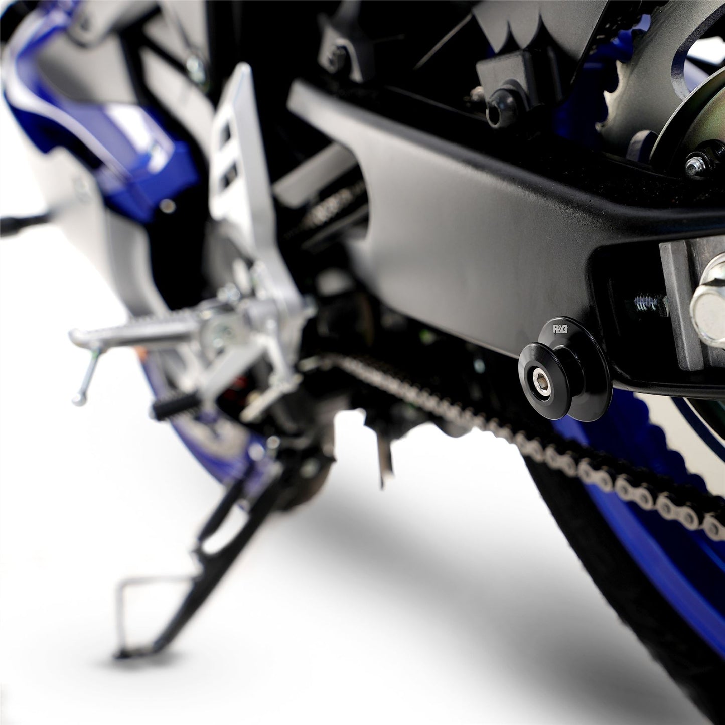 M6 Paddock Stand Bobbins for Yamaha Tenere World Rally(T7 ) '23-, YZF-R125 '19-, MT-125 '20-, Ducati Monster 950 (+) '21- Streetfighter V2(S) '25- & Tenere 700 World Raid '22- Colour: Silver