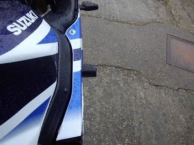 Crash Protectors - Classic Style for Suzuki GSXR1000 K3-K4 Colour: White