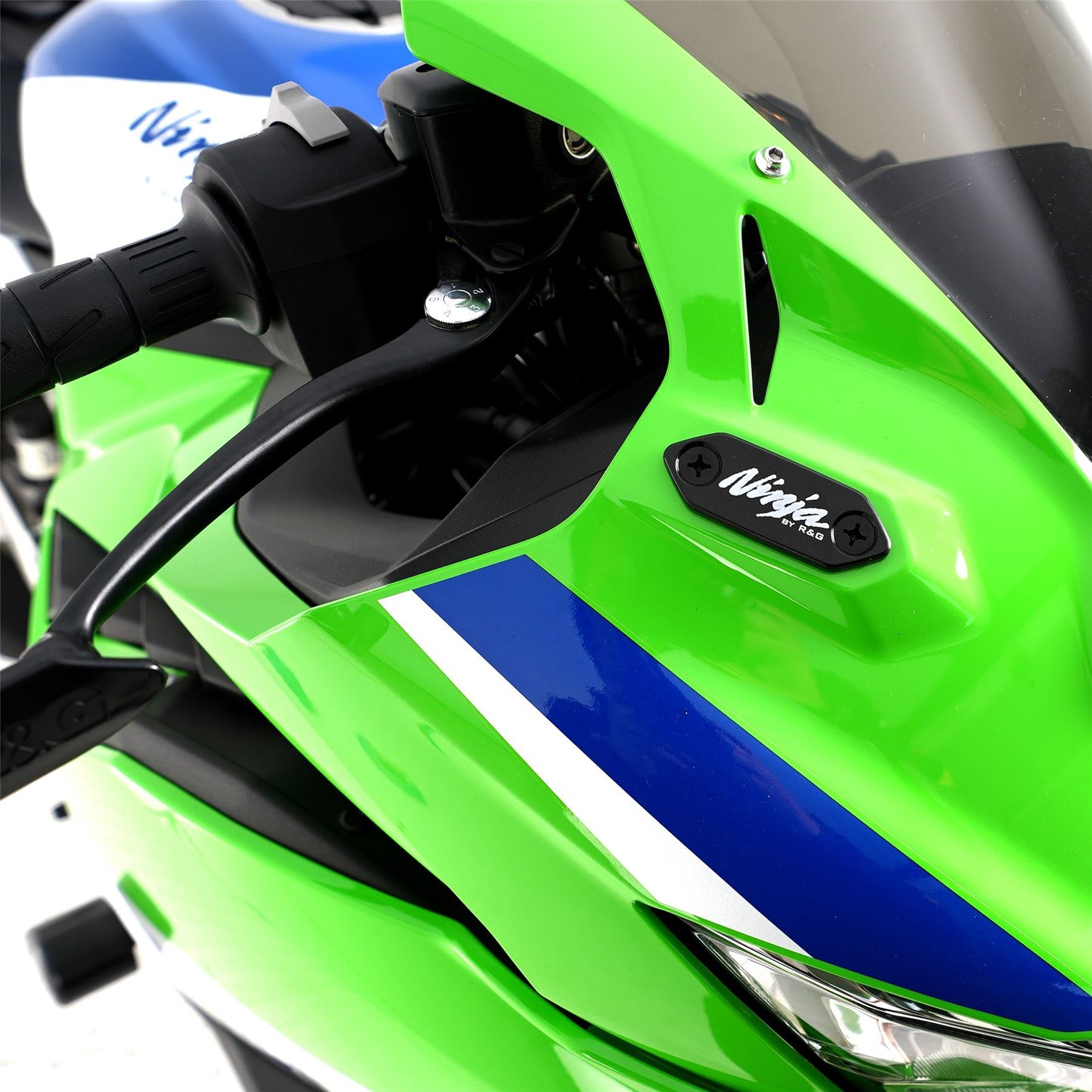 Mirror Blanking Plates for Kawasaki  Ninja 7 Hybrid/HEV '24-, Ninja 300/250 '13-, Ninja 400 '18-, Ninja 125 '19-, ZX6R 636 '13- '24, ZX-25R '20- & ZX-4R(R) (SE) ’23-'24