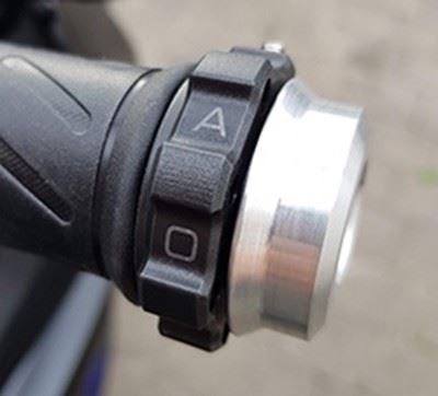 Kaoko Throttle Stabilizer for the Yamaha MT-07 '18- (w/o hand guards or heated grips) & Tracer 7 (GT) '21-